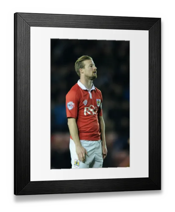 Framed Print : Wade Elliott in Action: Bristol City vs Bradford City, Sky Bet League One, 2014 Framed Print : Wade Elliott in Action: Bristol City vs Bradford City, Sky Bet League One, 2014