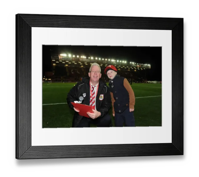 Framed Print : Bristol City vs Bradford City Clash at Ashton Gate, Sky Bet League One (October 2014) Framed Print : Bristol City vs Bradford City Clash at Ashton Gate, Sky Bet League One (October 2014)