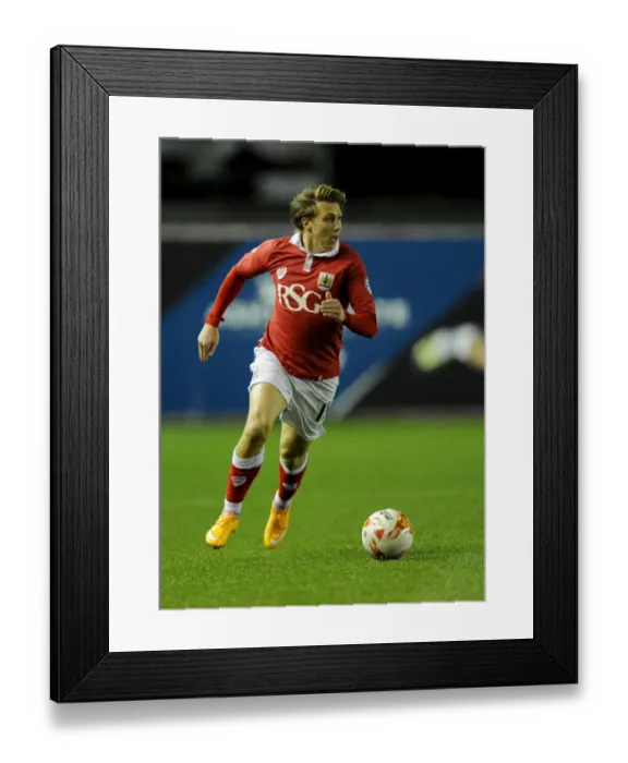 Framed Print : Luke Freeman in Action: Bristol City vs Bradford City, Sky Bet League One (2014)