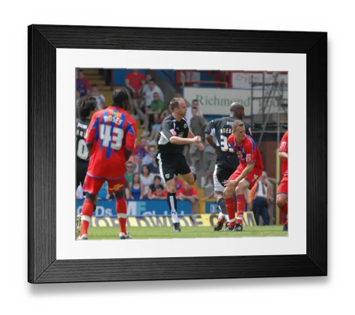Framed Print : Bristol City vs. Crystal Palace: Play-Off Semifinal First Leg - Season 07-08 Framed Print : Bristol City vs. Crystal Palace: Play-Off Semifinal First Leg - Season 07-08