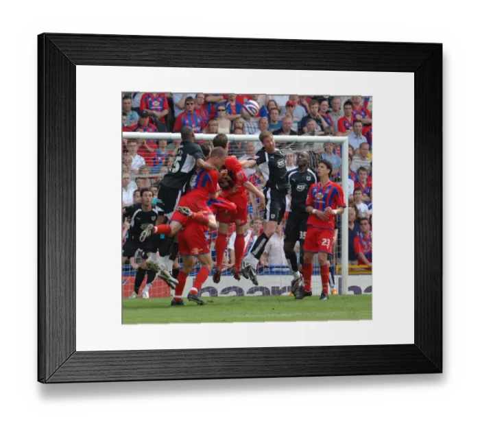 Framed Print : Bristol City vs Crystal Palace: 07-08 Play-Off Semifinal First Leg Framed Print : Bristol City vs Crystal Palace: 07-08 Play-Off Semifinal First Leg