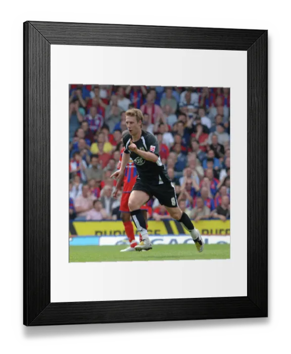 Framed Print : Bristol City vs. Crystal Palace: 2007-08 Play-Off Semifinal - First Leg