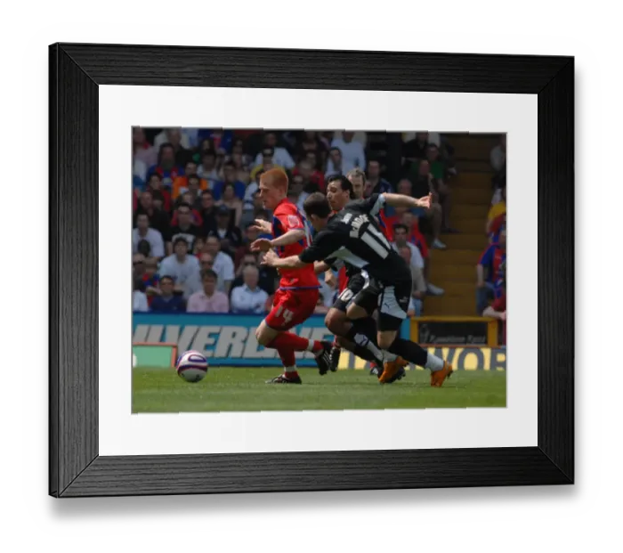 Framed Print : Bristol City vs. Crystal Palace: Play-Off Semifinal First Leg - Season 07-08 (Crystal Palace Home Game) Framed Print : Bristol City vs. Crystal Palace: Play-Off Semifinal First Leg - Season 07-08 (Crystal Palace Home Game)