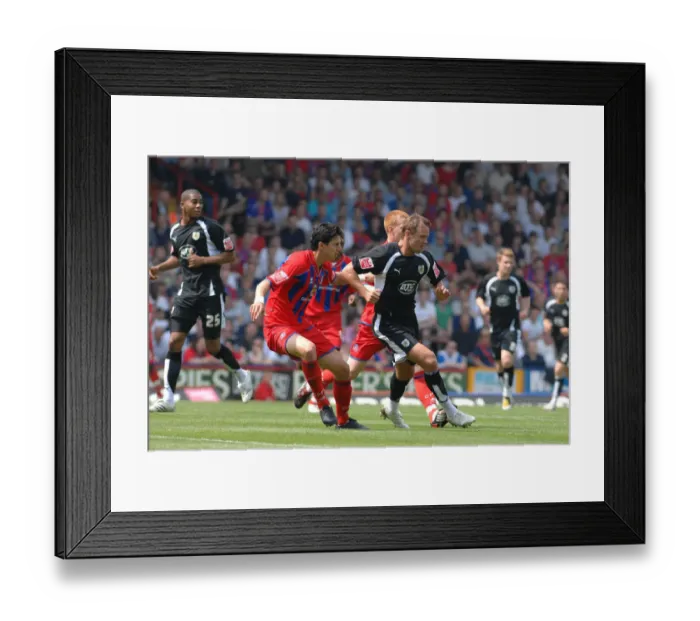 Framed Print : Bristol City vs Crystal Palace: Play-Off Semifinal First Leg - Season 07-08