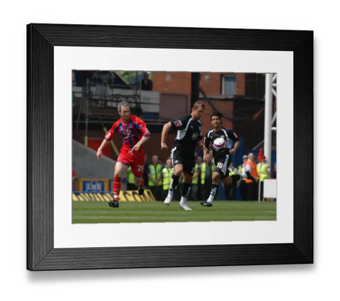 Framed Print : trundle control derry1 Framed Print : trundle control derry1