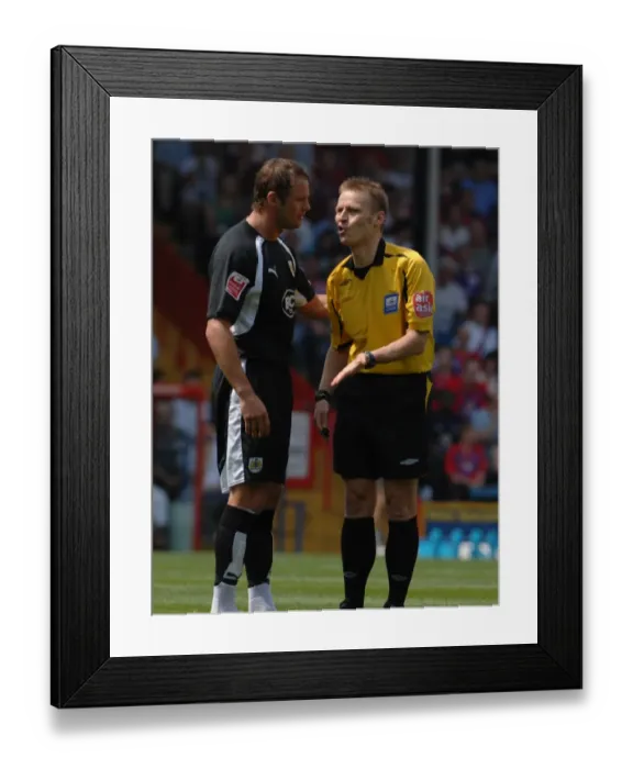 Framed Print : Bristol City vs. Crystal Palace: Play-Off Semifinal First Leg - Season 07-08 Framed Print : Bristol City vs. Crystal Palace: Play-Off Semifinal First Leg - Season 07-08