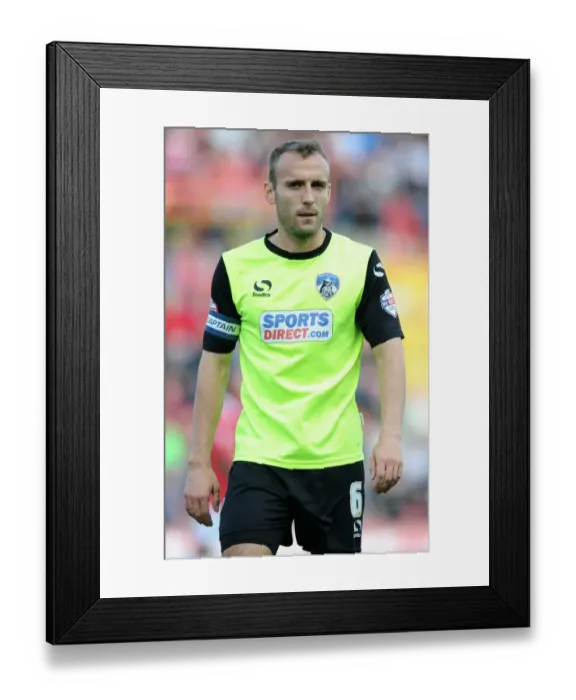 Framed Print : Intense Liam Kelly's Performance: Bristol City vs Oldham Athletic, November 2014 (Sky Bet League One) Framed Print : Intense Liam Kelly's Performance: Bristol City vs Oldham Athletic, November 2014 (Sky Bet League One)