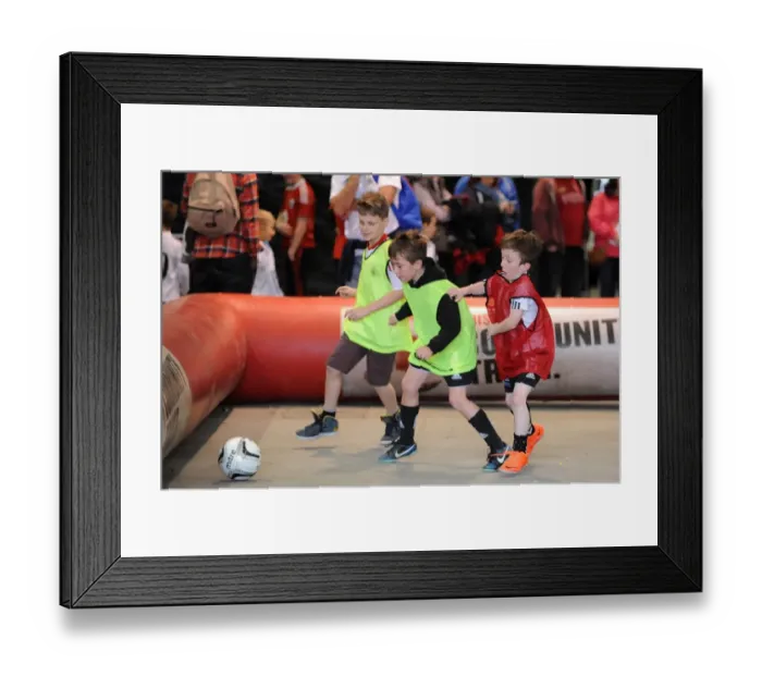 Framed Print : Bristol City vs Oldham Athletic: A Football Rivalry in Sky Bet League One at Ashton Gate - November 2014 Framed Print : Bristol City vs Oldham Athletic: A Football Rivalry in Sky Bet League One at Ashton Gate - November 2014