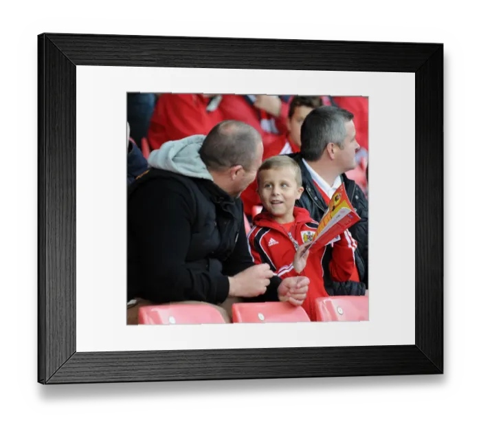 Framed Print : Burning Rivalry: Bristol City vs Oldham Athletic at Ashton Gate - November 1, 2014 Framed Print : Burning Rivalry: Bristol City vs Oldham Athletic at Ashton Gate - November 1, 2014