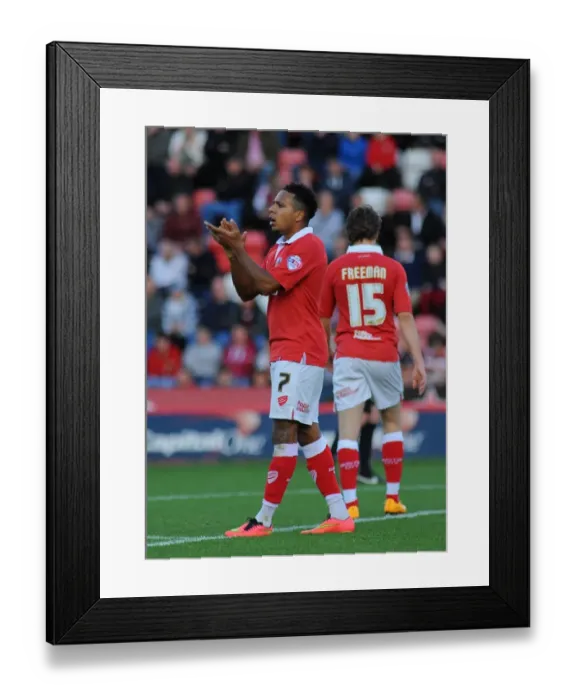 Framed Print : Bristol City's Korey Smith Shows Appreciation to Fans Before Kick-off Against Oldham (Nizaam Jones / 11-01-2014) Framed Print : Bristol City's Korey Smith Shows Appreciation to Fans Before Kick-off Against Oldham (Nizaam Jones / 11-01-2014)