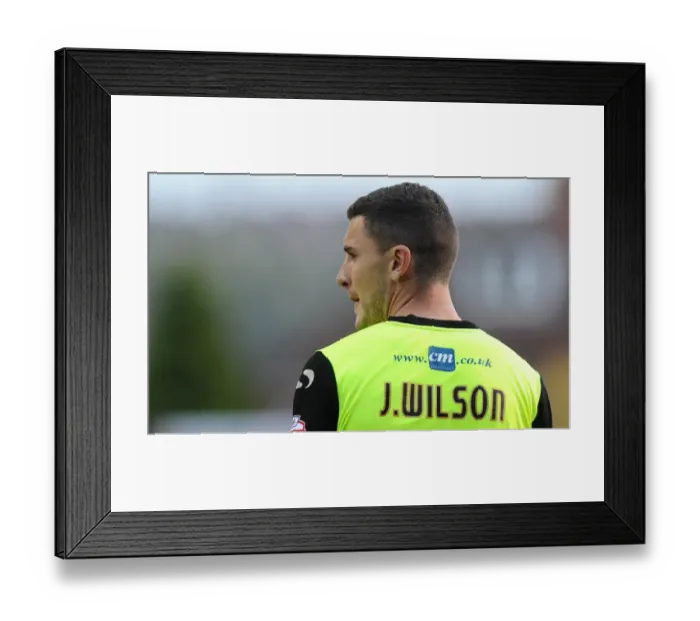 Framed Print : Bristol City vs Oldham Athletic: Intense Rivalry on the Football Field, November 2014 Framed Print : Bristol City vs Oldham Athletic: Intense Rivalry on the Football Field, November 2014
