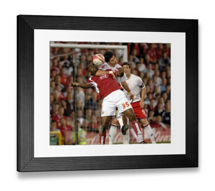 Framed Print : Dele Adebola's Thrilling Goal: Bristol City vs Crystal Palace in the Play-offs