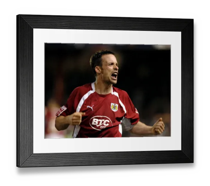 Framed Print : Michael McIndoe in Action: Bristol City vs. Crystal Palace - Play-Off Drama Framed Print : Michael McIndoe in Action: Bristol City vs. Crystal Palace - Play-Off Drama