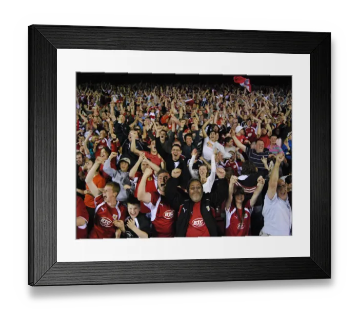 Framed Print : Bristol City vs. Crystal Palace: The Play-Off Battle (Season 07-08) Framed Print : Bristol City vs. Crystal Palace: The Play-Off Battle (Season 07-08)