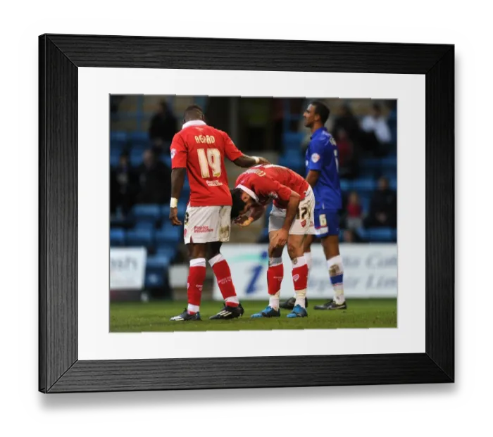 Framed Print : Bristol City's Greg Cunningham Scores Dramatic Header in FA Cup Upset at Gillingham Framed Print : Bristol City's Greg Cunningham Scores Dramatic Header in FA Cup Upset at Gillingham
