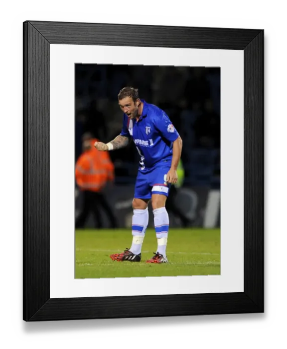 Framed Print : Exultant Kedwell Scores Dramatic FA Cup Upset for Gillingham Against Bristol City Framed Print : Exultant Kedwell Scores Dramatic FA Cup Upset for Gillingham Against Bristol City