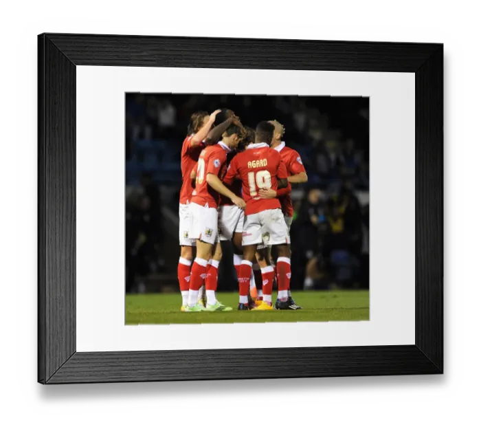 Framed Print : Bristol City's Jay Emmanuel-Thomas Delights in FA Cup Upset Over Gillingham