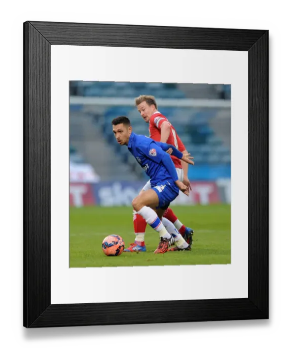 Framed Print : Wade Elliott vs Joe Martin: Intense Battle at Priestfield Stadium during Gillingham vs Bristol City FA Cup Match, November 2014