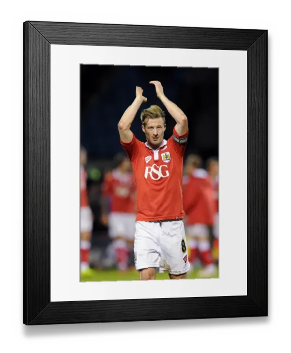 Framed Print : Wade Elliott in Action: FA Cup Battle between Gillingham and Bristol City, November 2014 Framed Print : Wade Elliott in Action: FA Cup Battle between Gillingham and Bristol City, November 2014