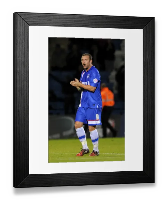 Framed Print : Danny Kedwell's Dramatic FA Cup Upset: Gillingham Stuns Bristol City Framed Print : Danny Kedwell's Dramatic FA Cup Upset: Gillingham Stuns Bristol City
