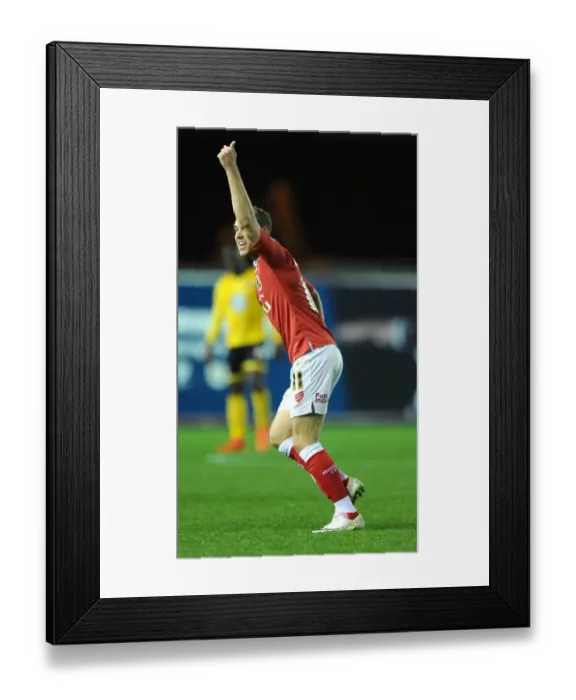 Framed Print : Bristol City vs AFC Wimbledon: Scott Wagstaff in Action at Ashton Gate, November 11, 2014 (Johnstone Paint Trophy)