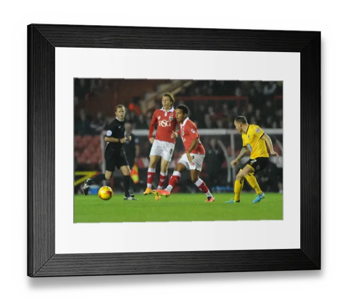 Framed Print : Bristol City vs AFC Wimbledon: Korey Smith in Action at Ashton Gate, November 11, 2014 Framed Print : Bristol City vs AFC Wimbledon: Korey Smith in Action at Ashton Gate, November 11, 2014