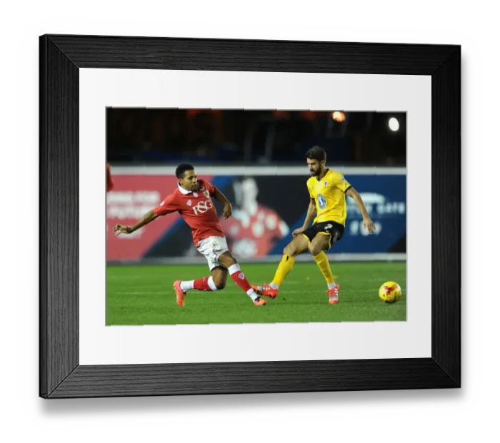 Framed Print : Bristol City vs AFC Wimbledon: Korey Smith Faces George Francomb Challenge Framed Print : Bristol City vs AFC Wimbledon: Korey Smith Faces George Francomb Challenge