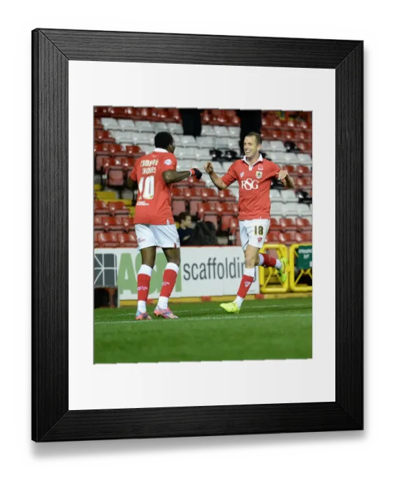 Framed Print : Bristol City Football Club: Wilbraham and Emmanuel-Thomas Celebrate Johnstone Paint Trophy Victory