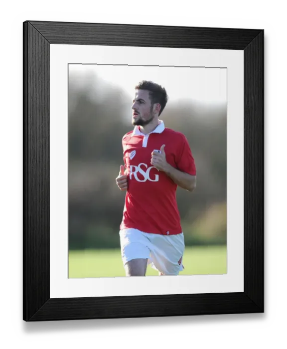 Framed Print : Bristol City's Lewis Hall in Action against Colchester in Youth Development League Framed Print : Bristol City's Lewis Hall in Action against Colchester in Youth Development League