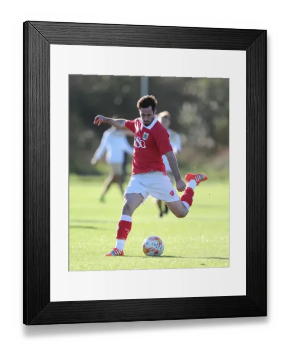Framed Print : Bristol City's Gregg Cunningham in Action during Youth Development League Match Framed Print : Bristol City's Gregg Cunningham in Action during Youth Development League Match