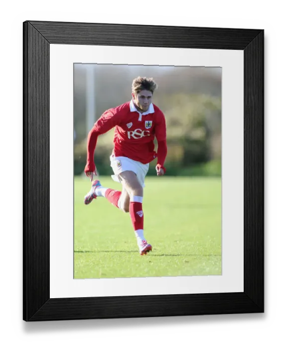 Framed Print : Bristol City's Wes Burns in Action during Youth Training Framed Print : Bristol City's Wes Burns in Action during Youth Training