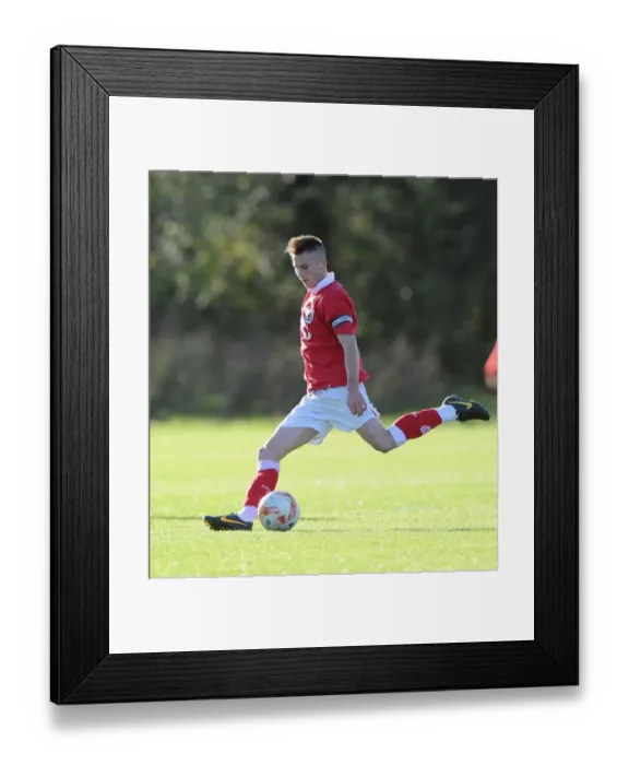 Framed Print : Billy Murphy in Action: Young Bristol City Star at Training