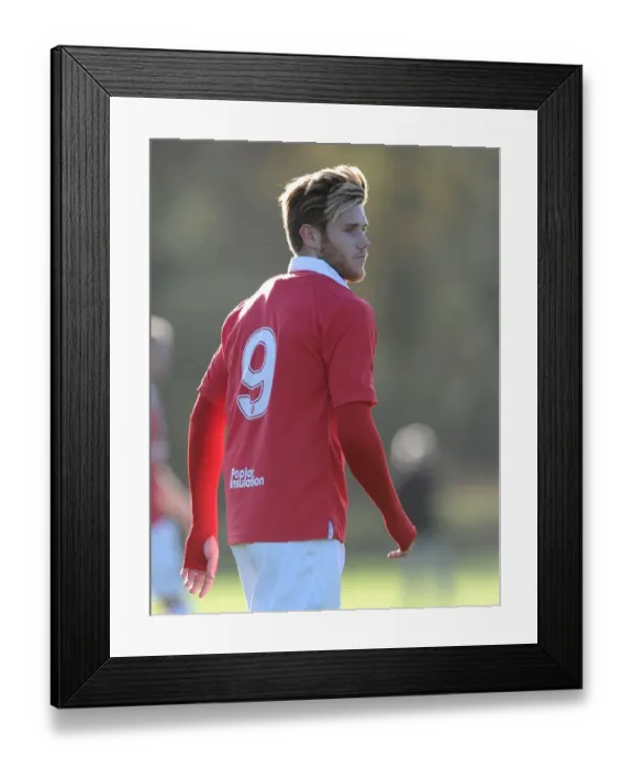 Framed Print : Bristol City's Wes Burns in Action during Training: Bristol City U21 vs. Crewe U21, November 2014