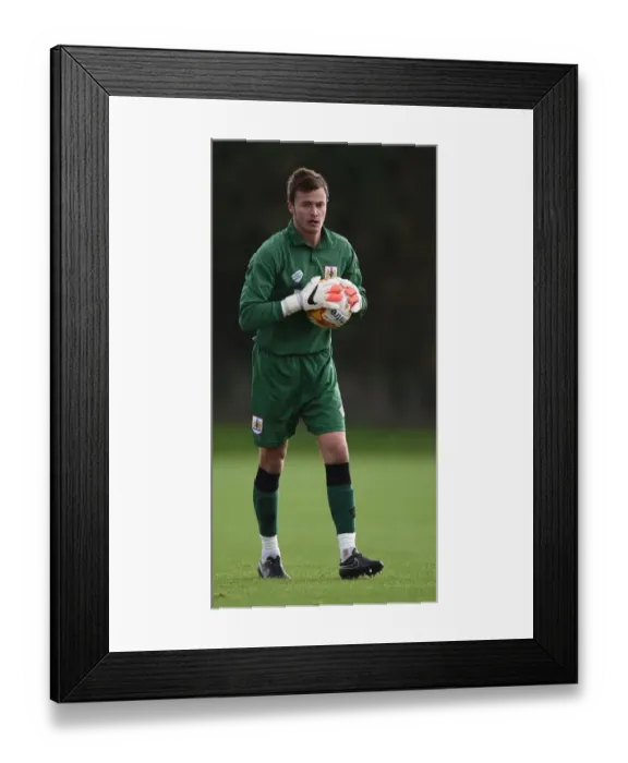 Framed Print : Bristol City's Dave Richards in Action during U21s Match against Millwall Framed Print : Bristol City's Dave Richards in Action during U21s Match against Millwall