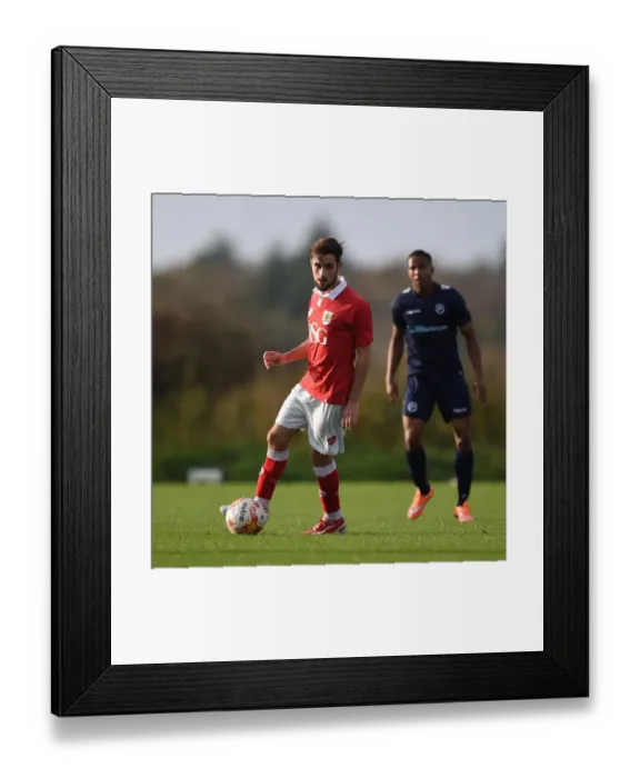Framed Print : Bristol City vs Millwall: Lewis Hall in Action, 10 / 11 / 2014 Framed Print : Bristol City vs Millwall: Lewis Hall in Action, 10 / 11 / 2014