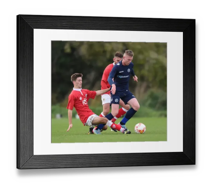 Framed Print : Last Stand: Bristol City's Ben Defends Against Millwall's Aiden O'Brien