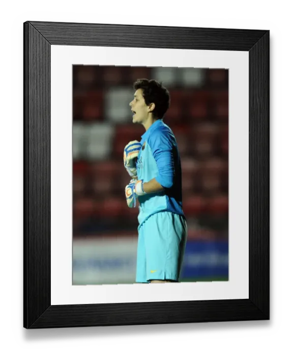 Framed Print : Thrilling Women's Champions League: Laura Rafols of FC Barcelona in Action at Ashton Gate