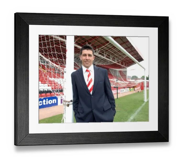 Framed Print : Bristol City First Team: 07-08 Season - Unified Team Photo Framed Print : Bristol City First Team: 07-08 Season - Unified Team Photo