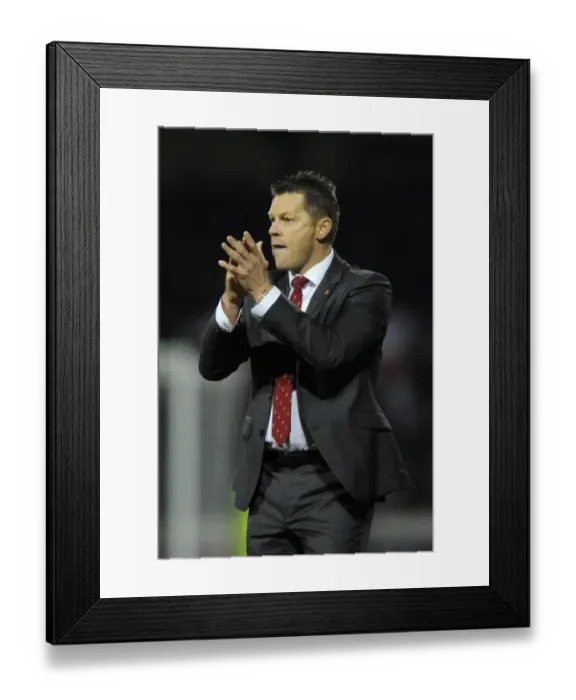 Framed Print : Steve Cotterill Leads Bristol City at Swindon Town, November 15, 2014 Framed Print : Steve Cotterill Leads Bristol City at Swindon Town, November 15, 2014