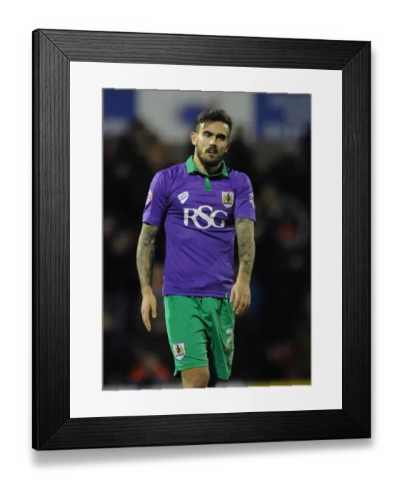 Framed Print : Marlon Pack's Disappointment: Bristol City's First League Defeat at Swindon Town Framed Print : Marlon Pack's Disappointment: Bristol City's First League Defeat at Swindon Town