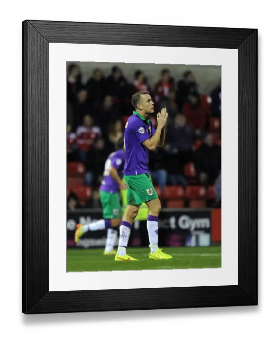 Framed Print : Aaron Wilbraham's Disappointment: Swindon Town vs. Bristol City, 15th November 2014 Framed Print : Aaron Wilbraham's Disappointment: Swindon Town vs. Bristol City, 15th November 2014