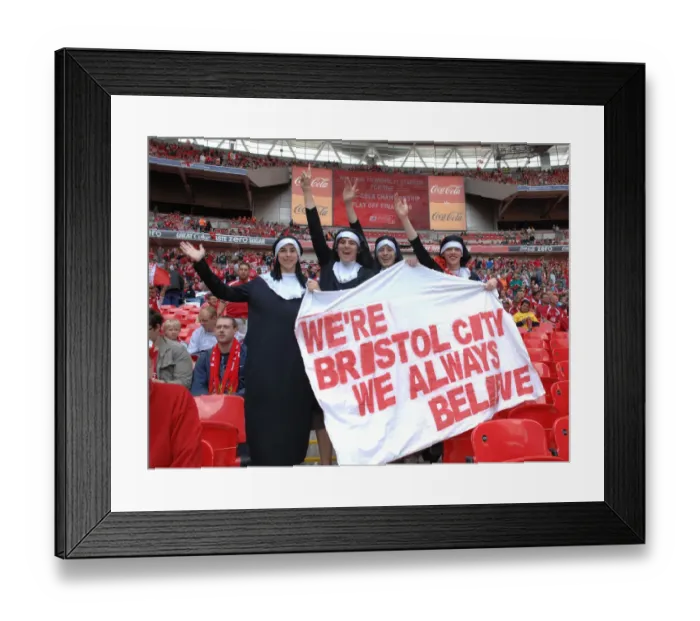 Framed Print : Bristol City FC: Championship Play-Off Final Victory - Season 07-08 Framed Print : Bristol City FC: Championship Play-Off Final Victory - Season 07-08