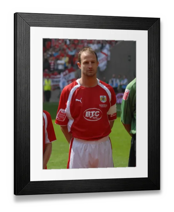 Framed Print : Louis Carey Celebrates Promotion: Bristol City Football Club Play-Off Final Win