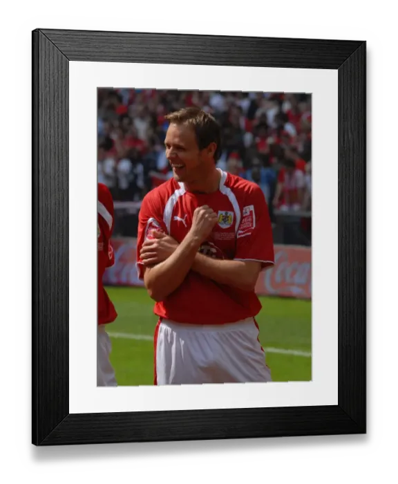 Framed Print : Celebrating Glory: Lee Trundle's Thrilling Play-Off Final Moment with Bristol City Framed Print : Celebrating Glory: Lee Trundle's Thrilling Play-Off Final Moment with Bristol City
