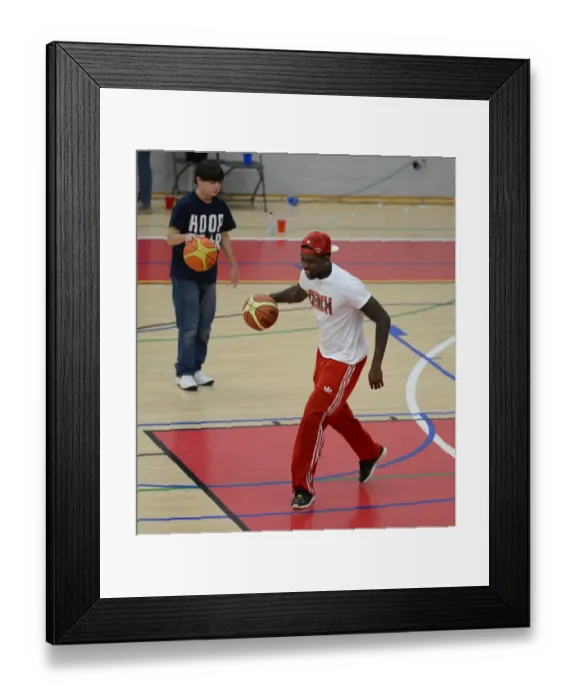 Framed Print : Bristol City's Jay Emmanuel-Thomas Joins Basketball Game After Flyers-USA Match Framed Print : Bristol City's Jay Emmanuel-Thomas Joins Basketball Game After Flyers-USA Match