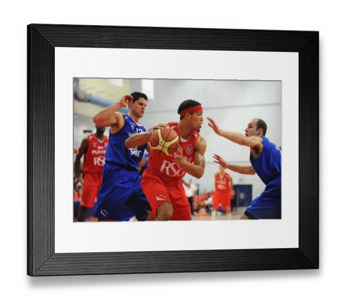 Framed Print : Bristol Flyers Greg Streete in Intense Basketball Action