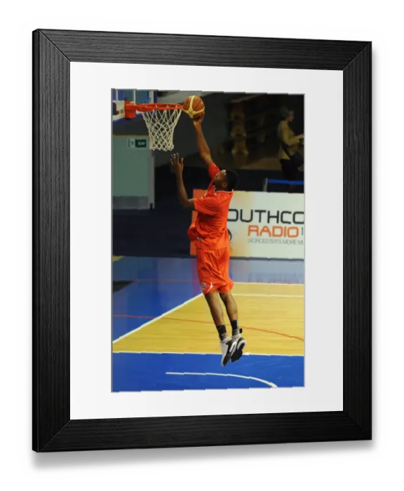 Framed Print : Worcester Wolves v Bristol Flyers 311014 Framed Print : Worcester Wolves v Bristol Flyers 311014