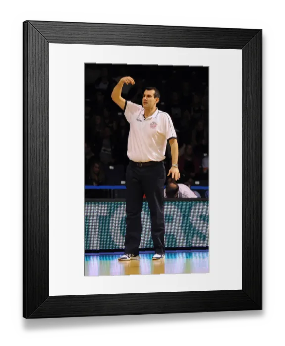 Framed Print : Andreas Kapoulas Guides Bristol Flyers to BBL Cup Triumph over Worcester Wolves