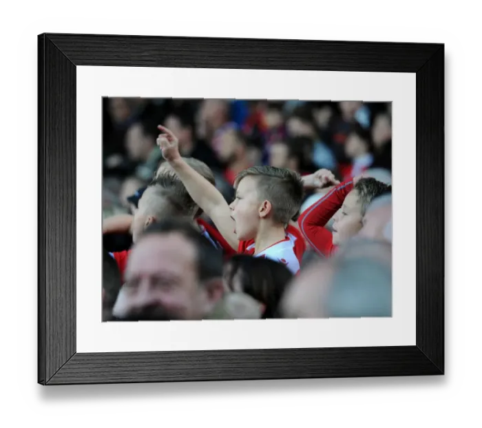 Framed Print : Intense Moment at Ashton Gate: Bristol City vs Preston North End, Sky Bet League One (November 2014) Framed Print : Intense Moment at Ashton Gate: Bristol City vs Preston North End, Sky Bet League One (November 2014)