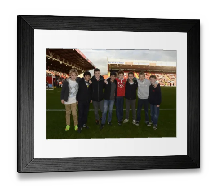 Framed Print : Sky Bet League One Showdown: Bristol City vs Preston North End at Ashton Gate - November 22, 2014 Framed Print : Sky Bet League One Showdown: Bristol City vs Preston North End at Ashton Gate - November 22, 2014
